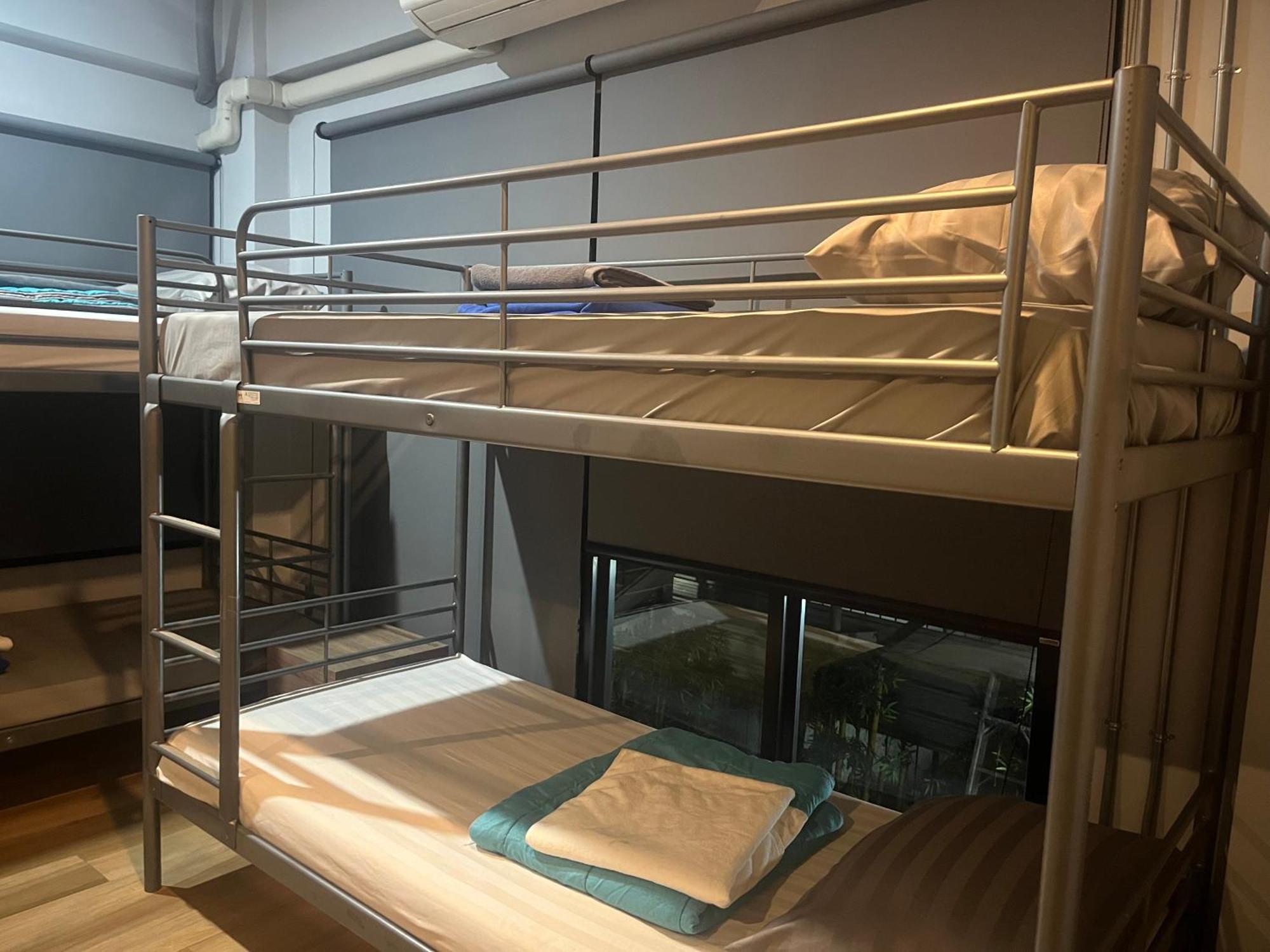 Bangkok Silom Chat Box Hostel Eksteriør bilde