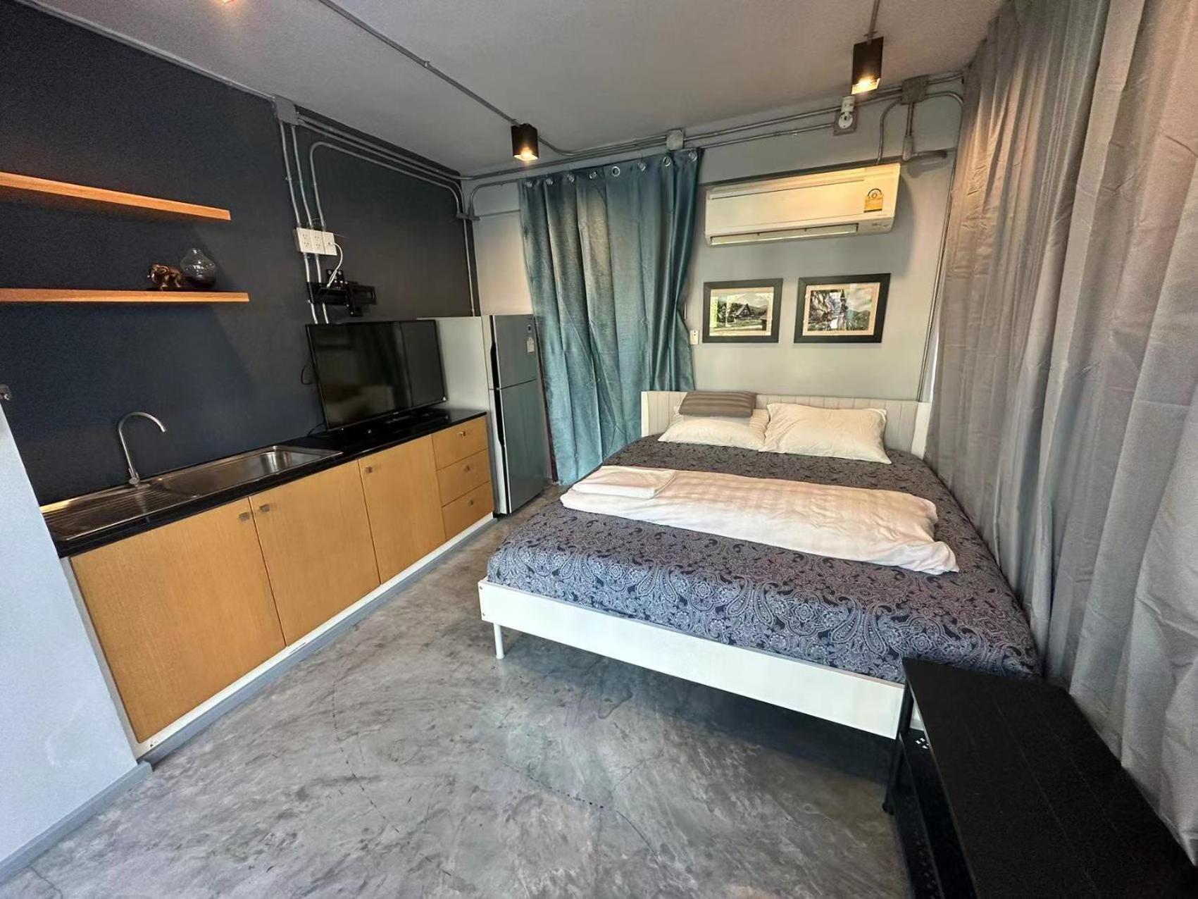 Bangkok Silom Chat Box Hostel Eksteriør bilde