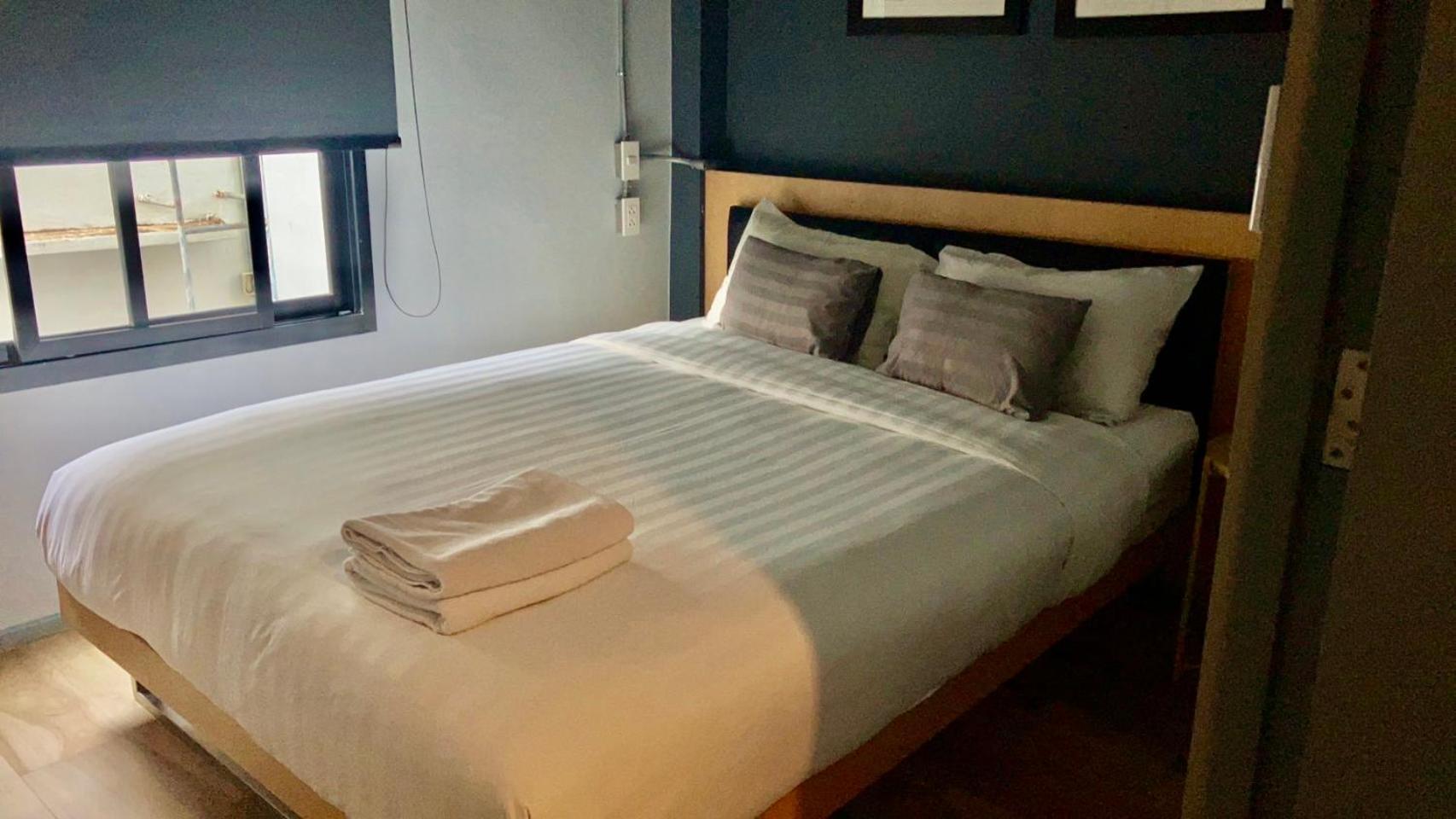 Bangkok Silom Chat Box Hostel Eksteriør bilde