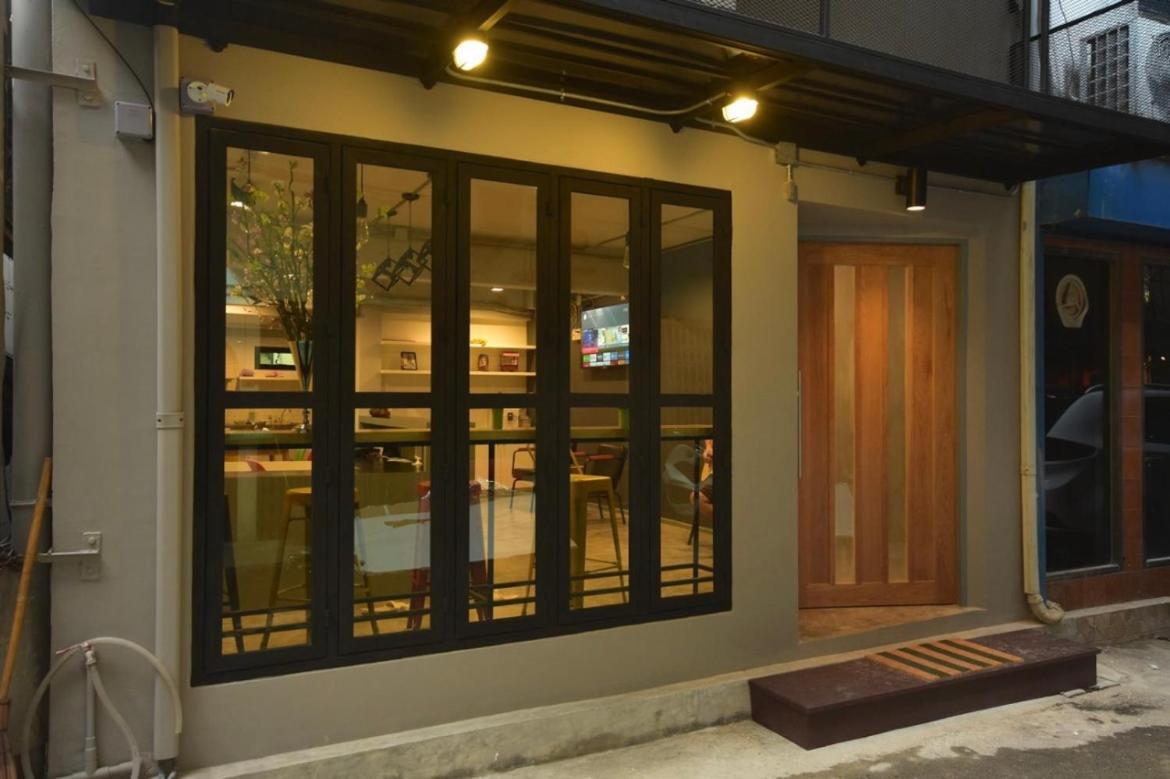 Bangkok Silom Chat Box Hostel Eksteriør bilde