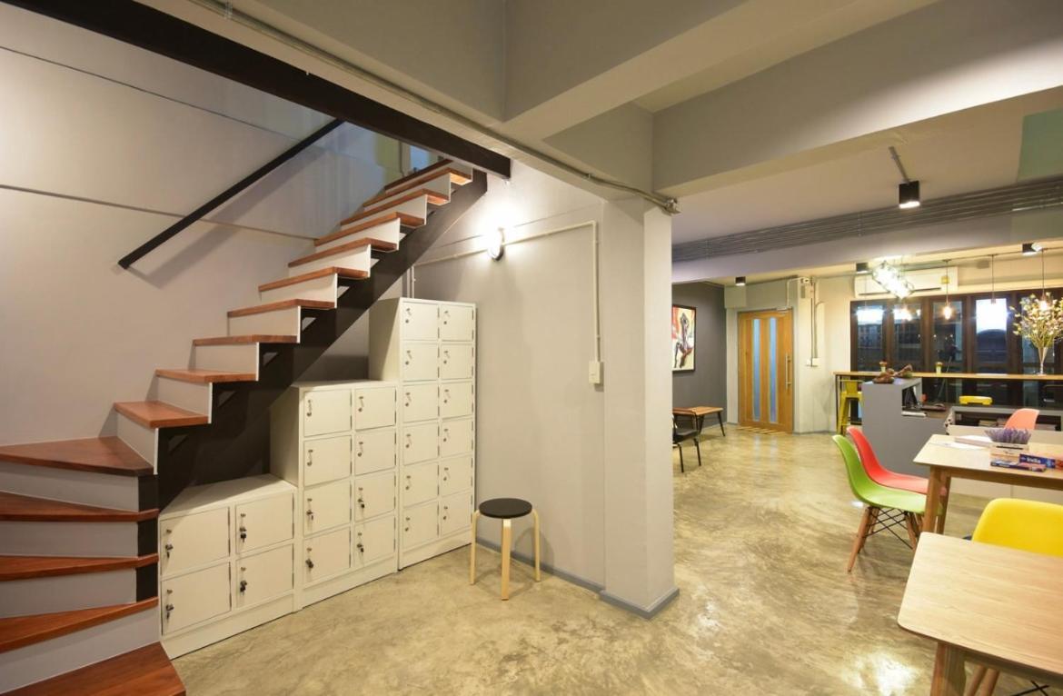 Bangkok Silom Chat Box Hostel Eksteriør bilde