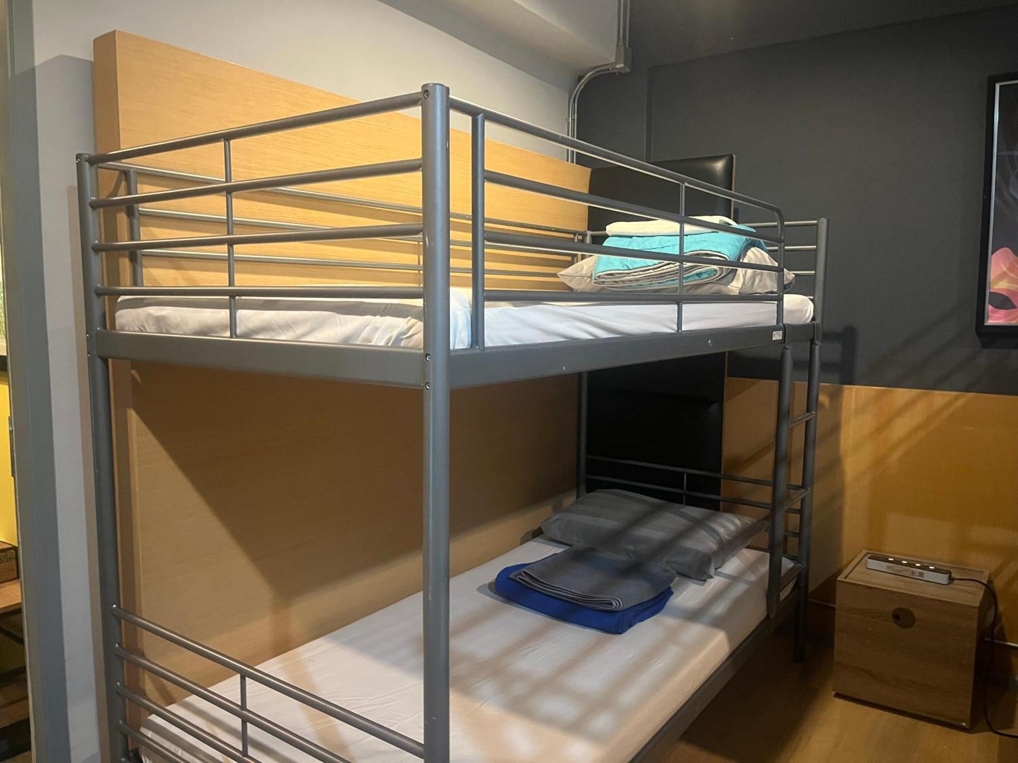 Bangkok Silom Chat Box Hostel Eksteriør bilde