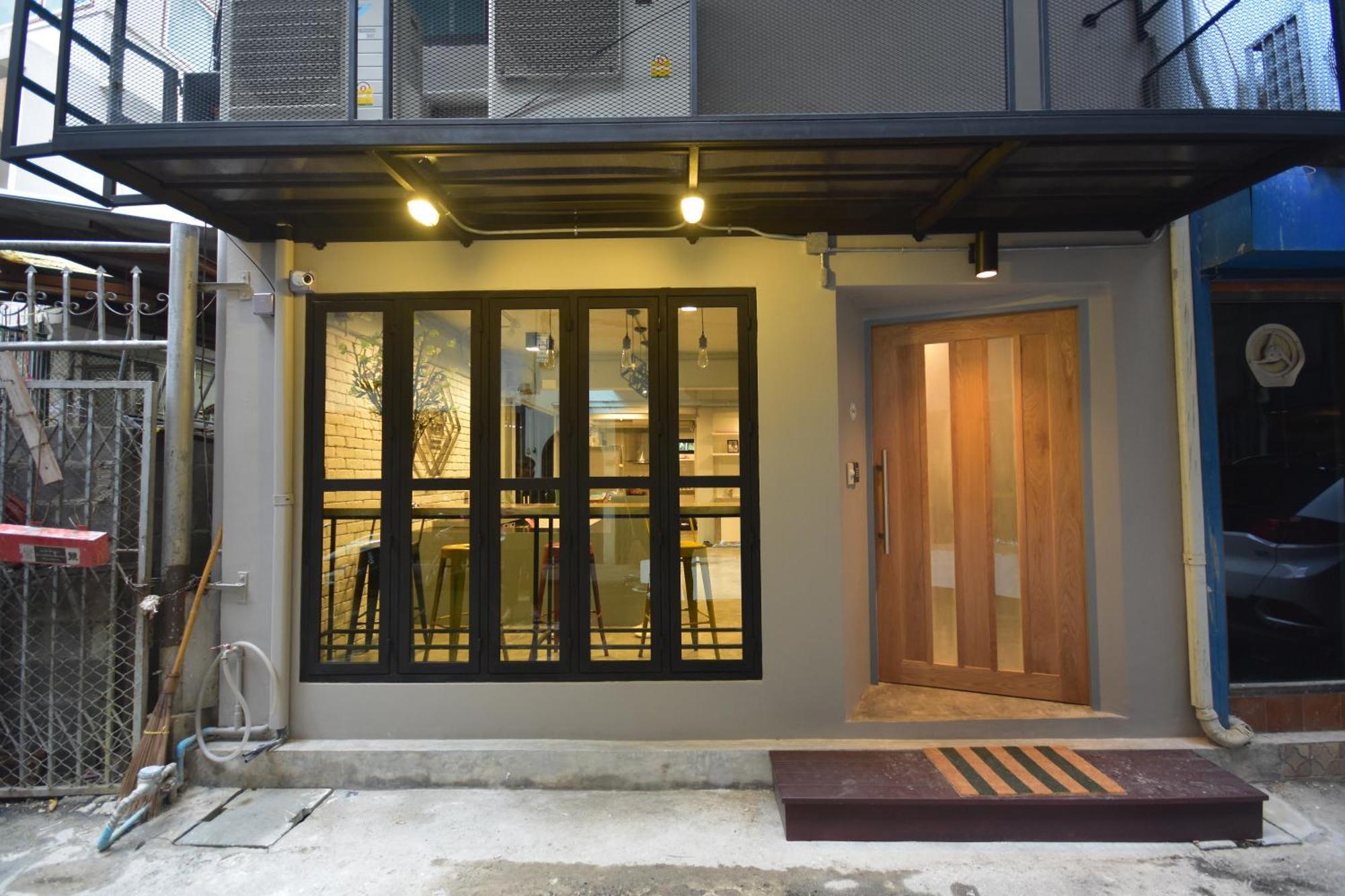 Bangkok Silom Chat Box Hostel Eksteriør bilde