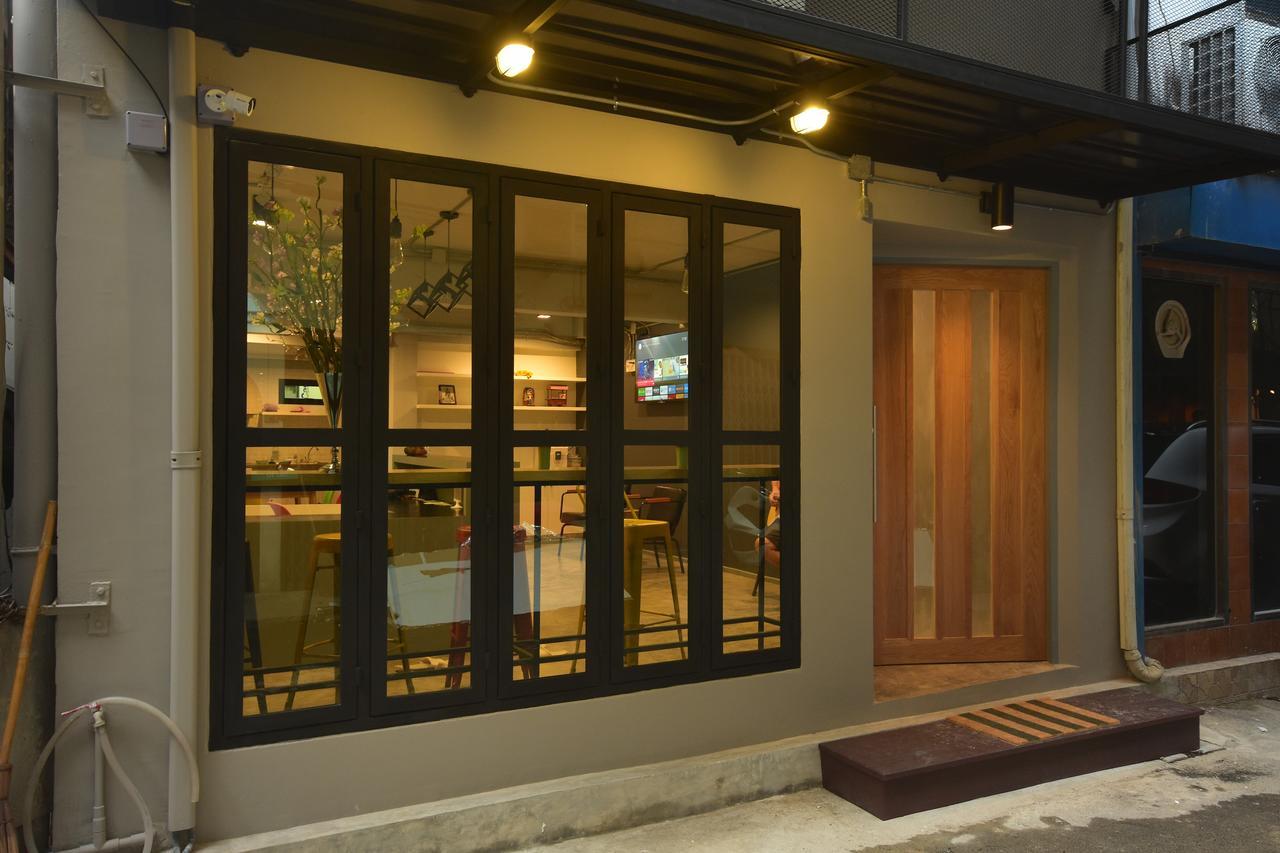 Bangkok Silom Chat Box Hostel Eksteriør bilde