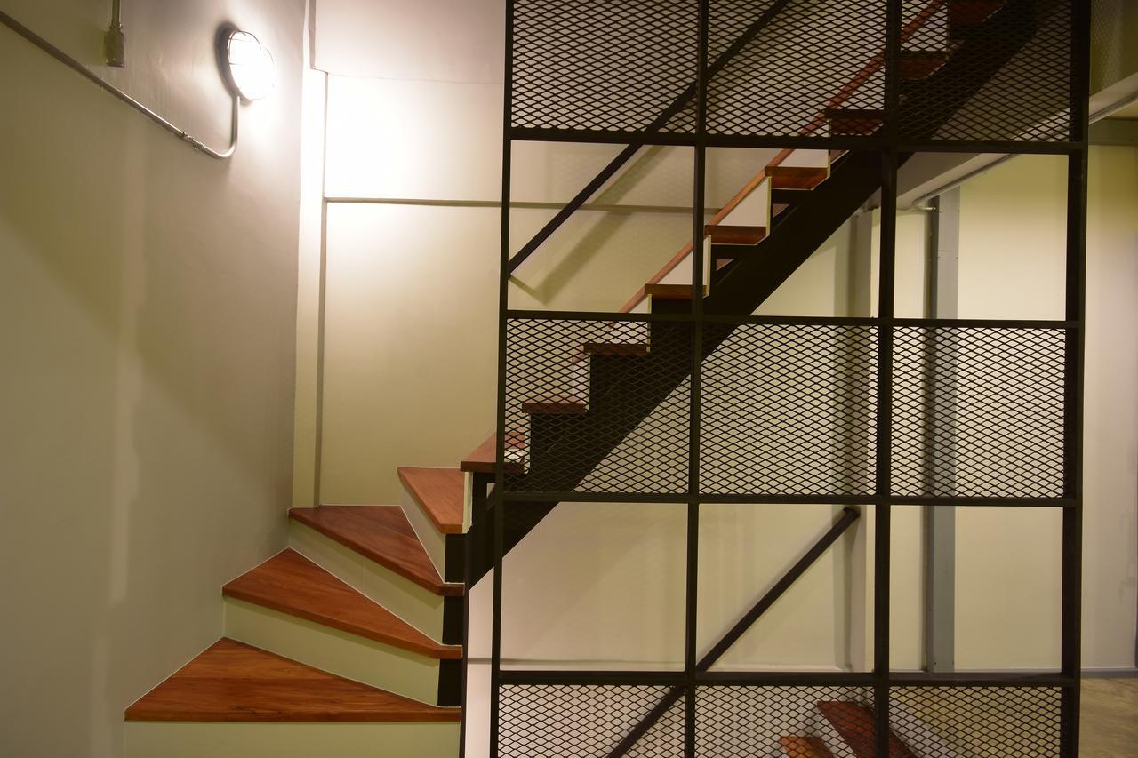 Bangkok Silom Chat Box Hostel Eksteriør bilde