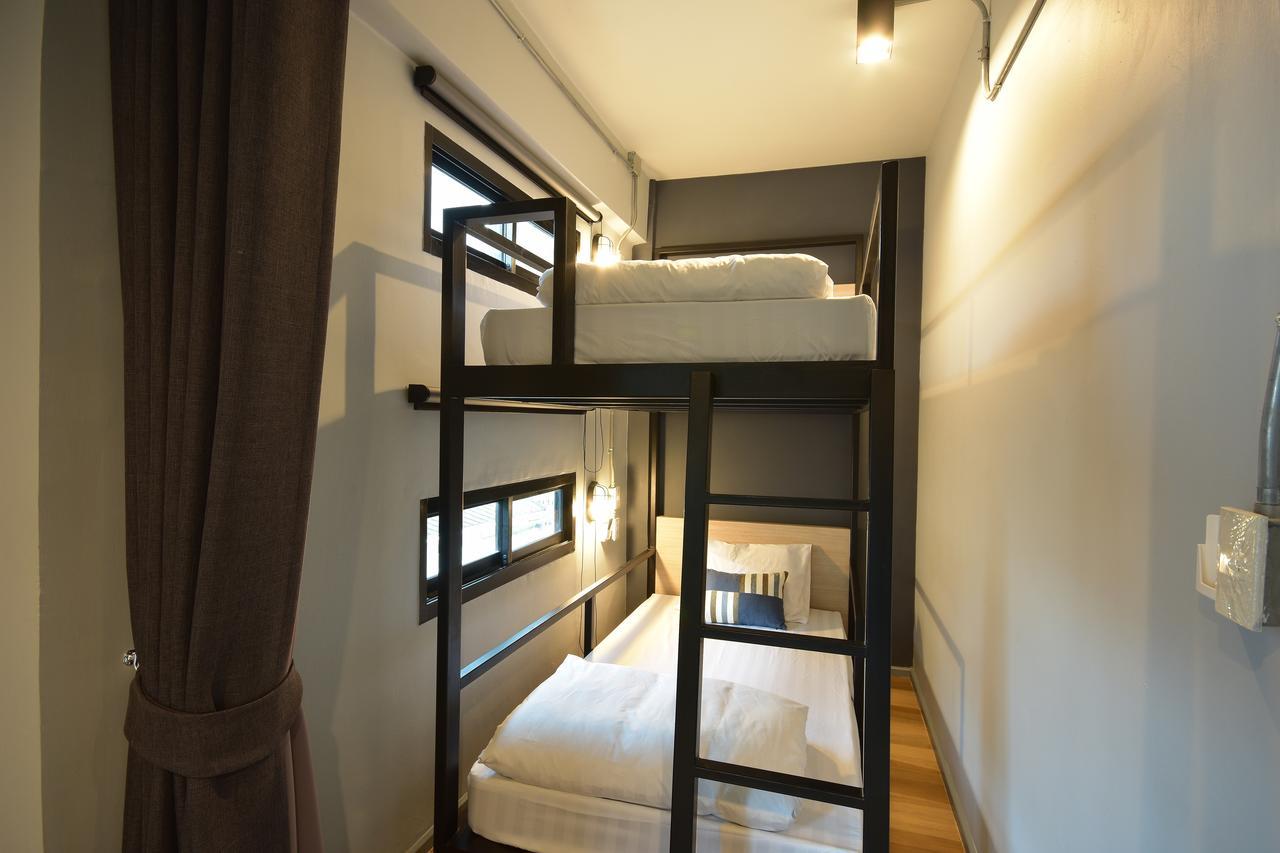 Bangkok Silom Chat Box Hostel Eksteriør bilde