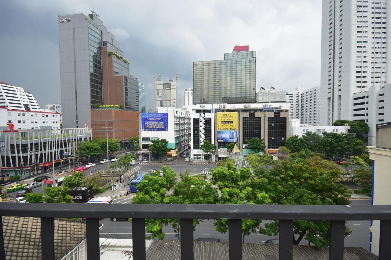 Bangkok Silom Chat Box Hostel Eksteriør bilde