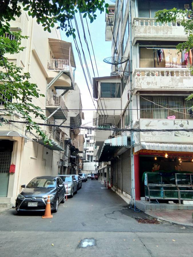 Bangkok Silom Chat Box Hostel Eksteriør bilde